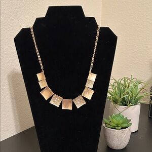 Elegant Gold Necklace